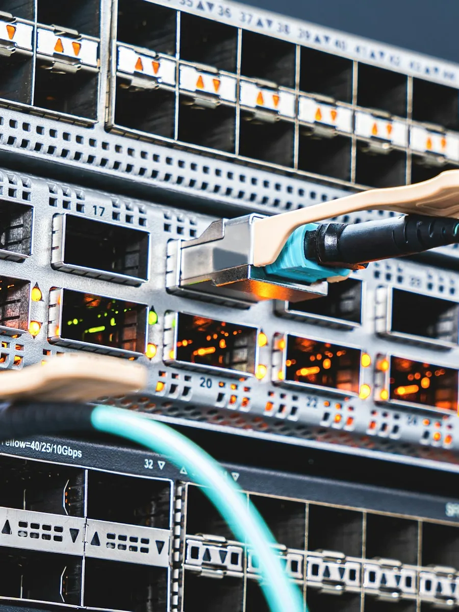 Network switch with optical transceivers and fiber patch cords